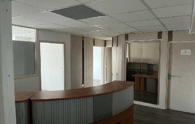 BUREAUX