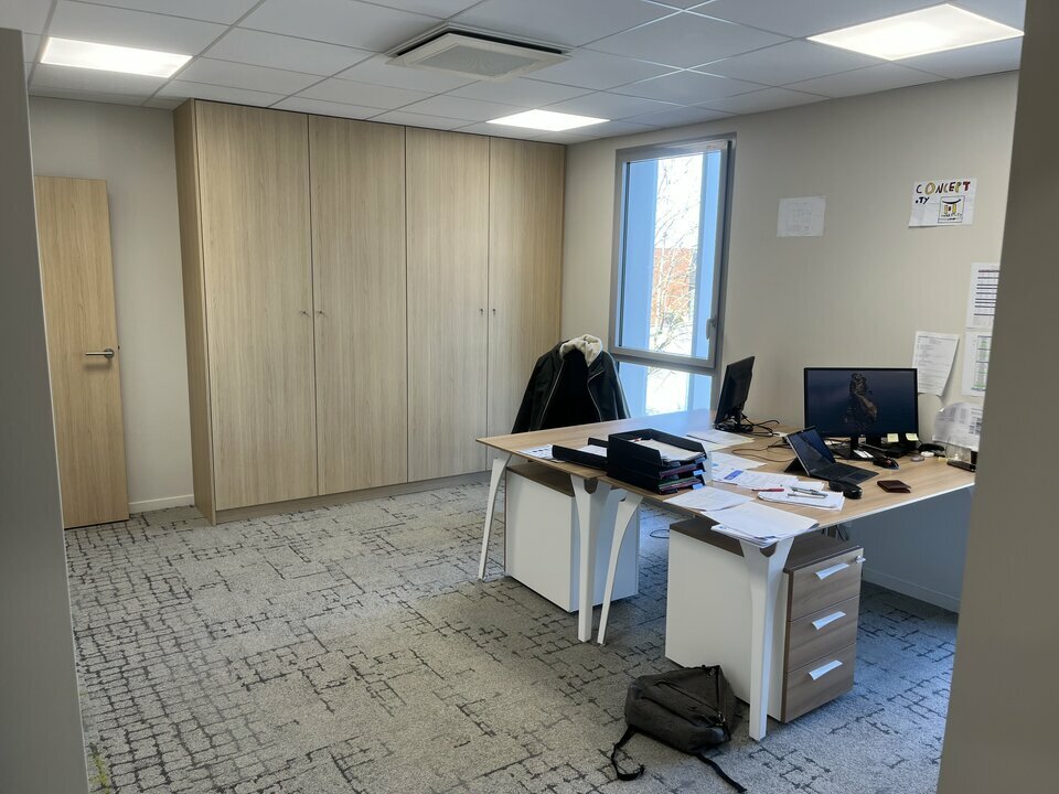 BUREAUX