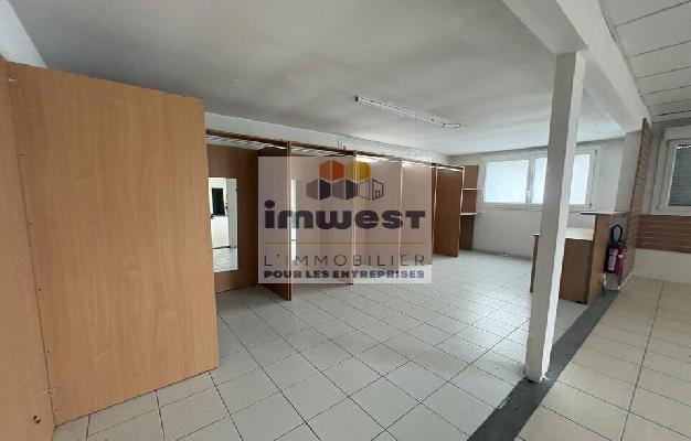 LOCAL COMMERCIAL  - 1000m2 VEZIN-LE-COQUET