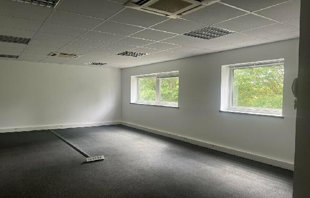 BUREAUX  - 150m2 BRUZ