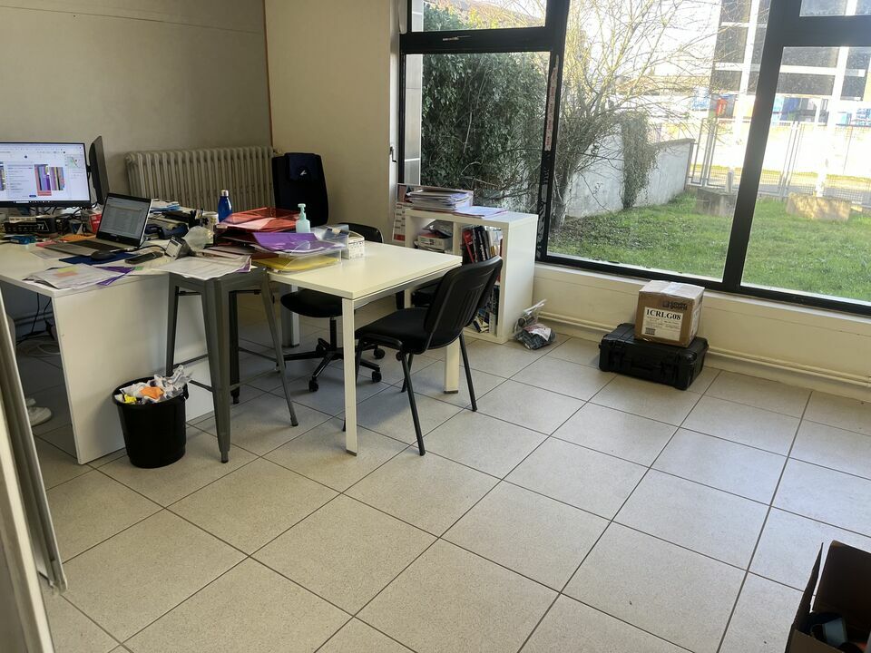 LOCAL D'ACTIVITE