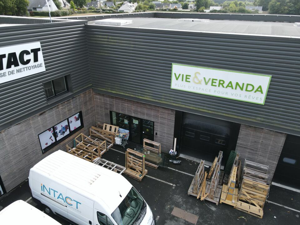 LOCAL D'ACTIVITE