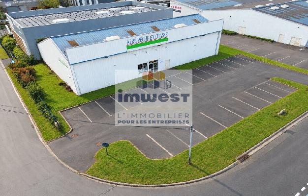 LOCAL COMMERCIAL  - 612m2 SAINT GREGOIRE