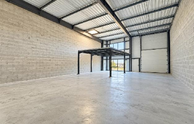 LOCAL D'ACTIVITE  - 204m2 PLEUMELEUC