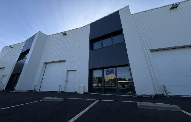 LOCAL D'ACTIVITE  - 204m2 PLEUMELEUC