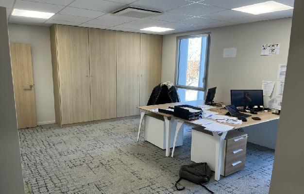 BUREAUX