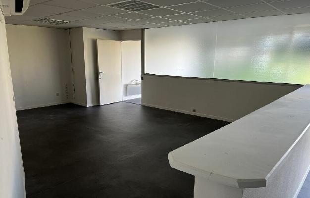 BUREAUX