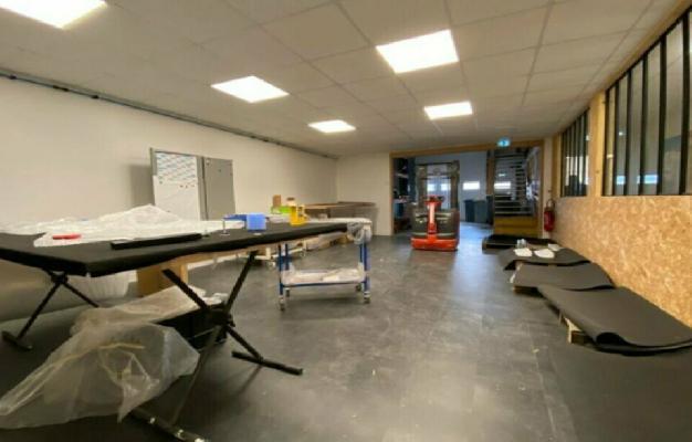 LOCAL D'ACTIVITE  - 465m2 PACÉ