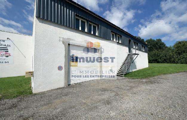 ENTREPOT  - 249m2 TINTENIAC