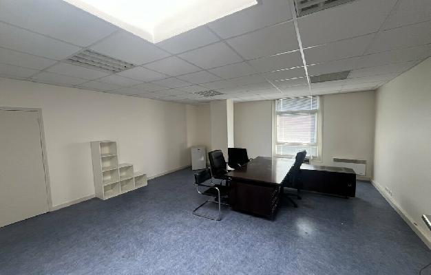 BUREAUX