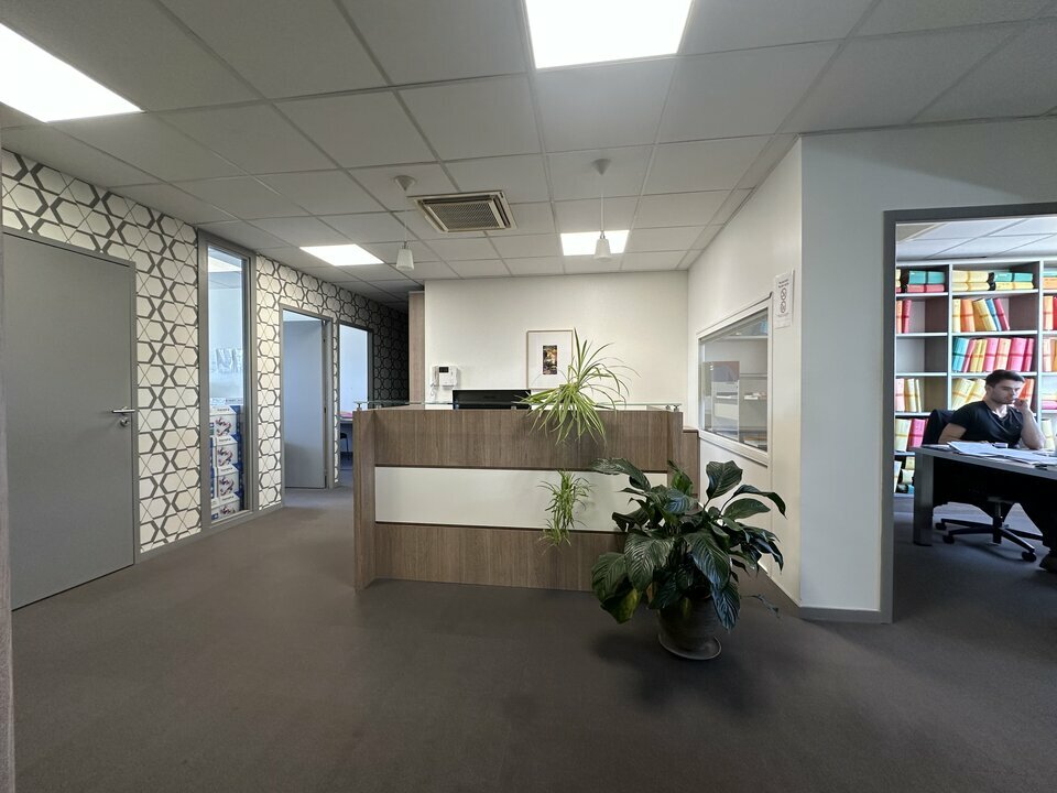 BUREAUX