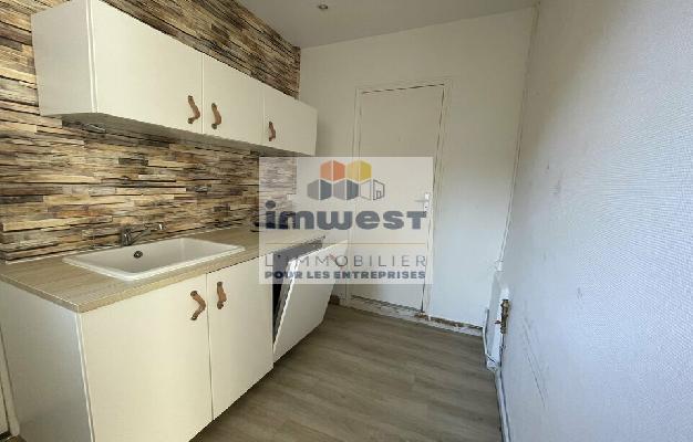 LOCAL COMMERCIAL  - 72m2 RENNES
