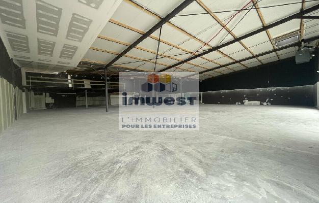 LOCAL COMMERCIAL  - 458m2 LA CHAPELLE-DES-FOUGERETZ