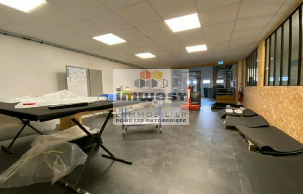 LOCAL D'ACTIVITE  - 465m2 PACÉ
