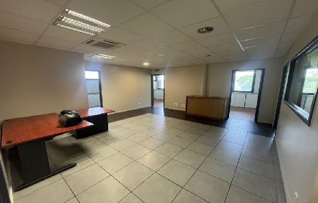BUREAUX  - 104.32m2 CESSON-SÉVIGNÉ
