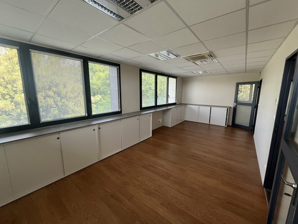 BUREAUX