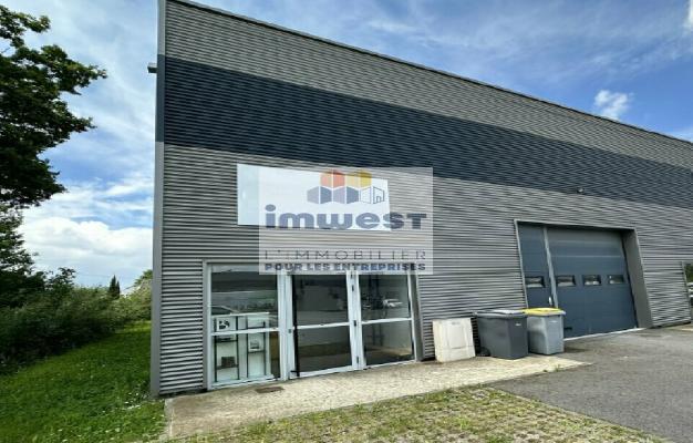 LOCAL D'ACTIVITE  - 465m2 PACÉ