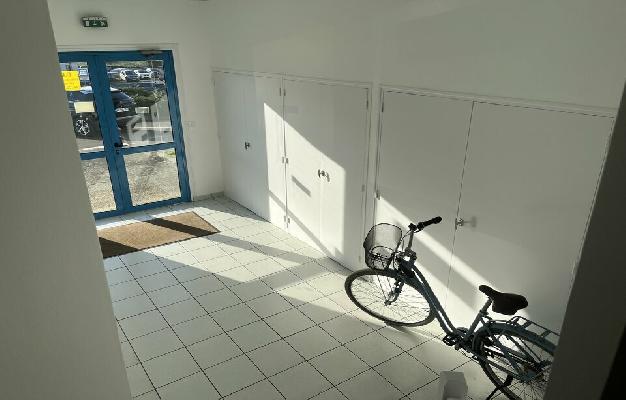BUREAUX