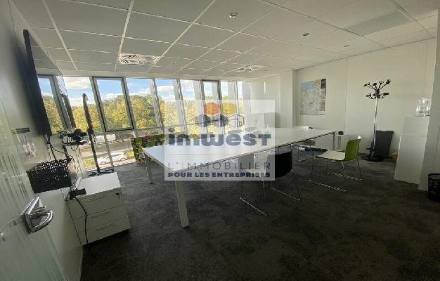 BUREAUX  - 656m2 RENNES