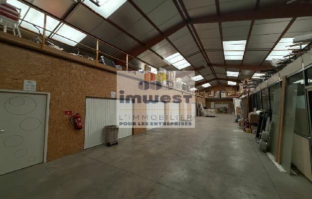 LOCAL D'ACTIVITE  - 450m2 BETTON