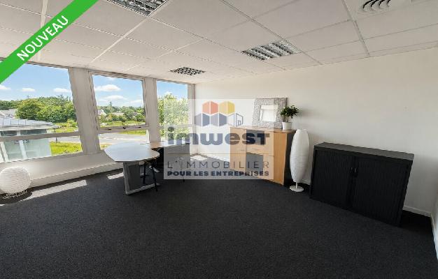 BUREAUX  - 103.8m2 PACÉ