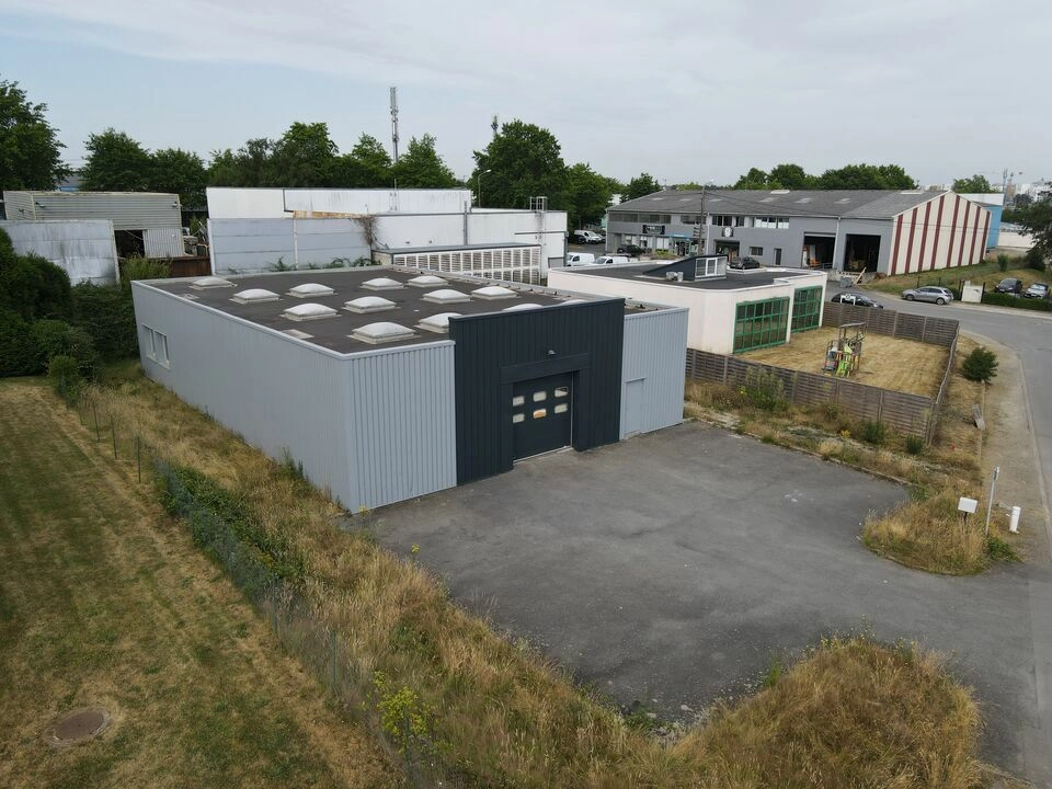 35.0169 Local D'activite 330m À Vendre Rennes