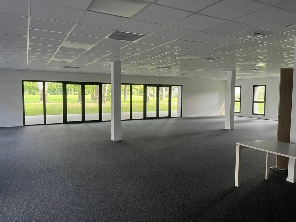 Bureaux A Louer Rennes 35 0046